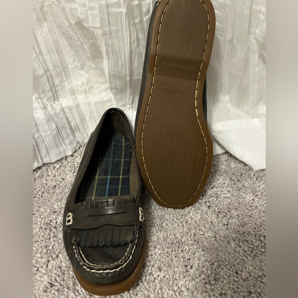 Navy Sperry boat shoes